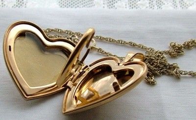 Vintage 24 1/20 14kt Gold Filled GF Etched Floral Color Heart Locket 