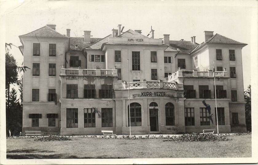 hungary, BALATONFÖLDVÁR, Hotel Kupa Vezér Szálló, RPPC  