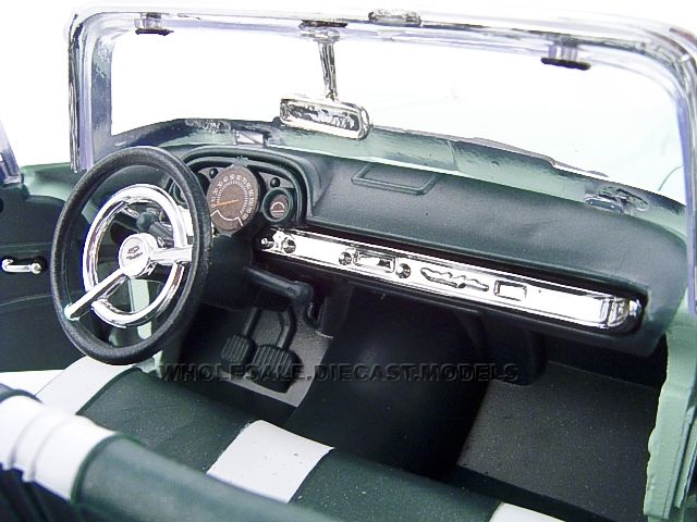 1957 CHEVROLET BEL AIR CONVT. GREEN 118 DIECAST MODEL  