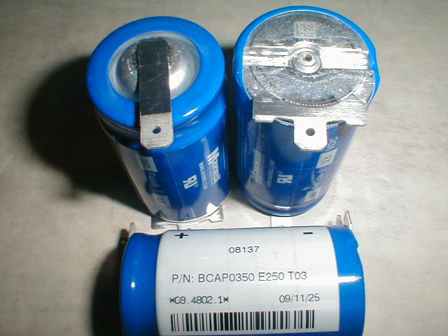 Maxwell 350 F Ultracapacitor/Supercapacitor D Cell Qty8  