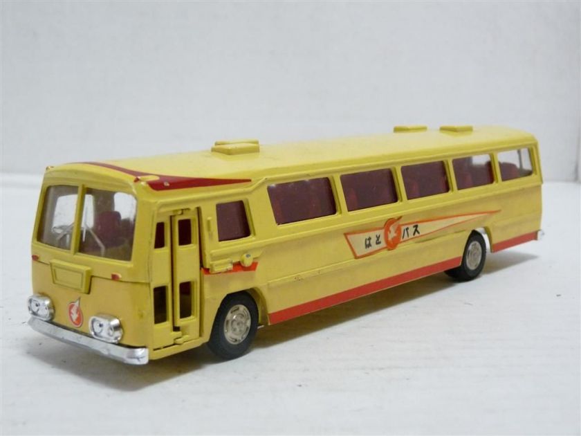 Diapet Yonezawa D 266 1/50 Mitsubishi Fuso Bus Diecast Model  