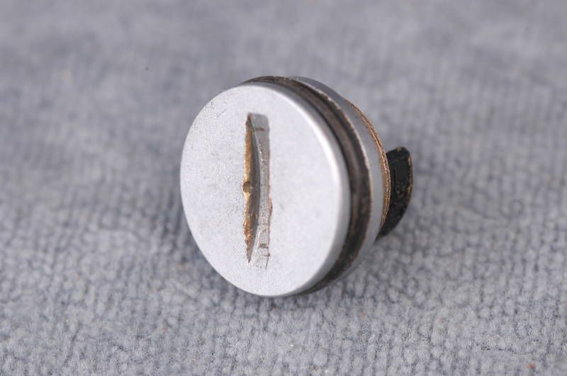 NIKONOS IV A & V BATTERY CAP W/O RING   USED  