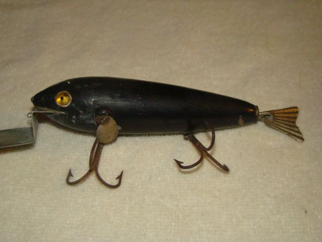 Vintage Unidentified Glass Eye Wood Lure **PROTOTYPE Creek Chub?????