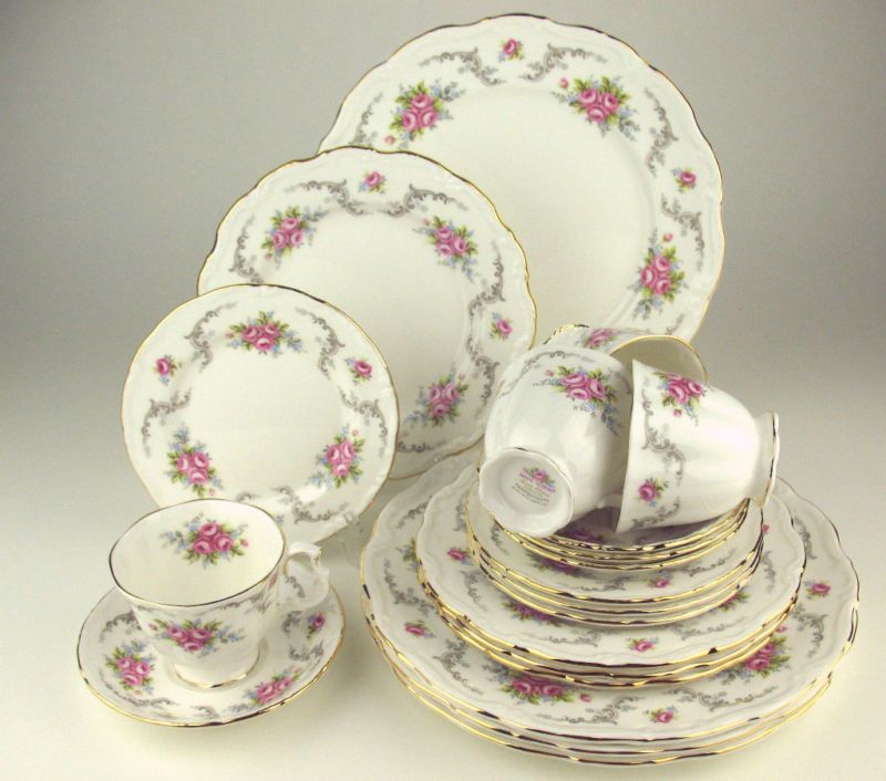 20 PC SET Royal Albert TRANQUILLITY tranquility VINTAGE ENGLAND BACK 