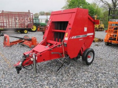 2008 MASSEY FERGUSON 1734 ROUND BALER, VERY NICE, 900 BALES  