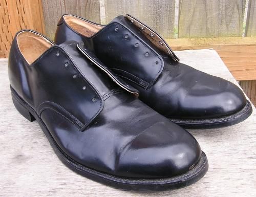 Vintage INTERNATIONAL SHOE CO. Black STEEL TOE Dress OXFORDS sz 11 B 