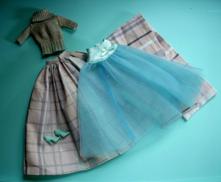 Silkstone DRESSMAKER DETAILS~Plaid Tidings~READ  