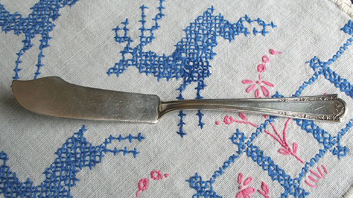 1835 R Wallace Silverplate Louvre Butter Knife Monogram  