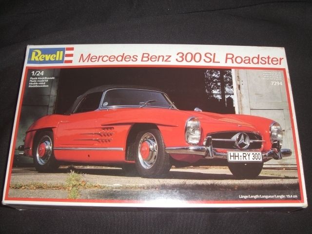 24 Revell Mercedes Benz 300SL ROADSTER (RARE;VINTAGE)  