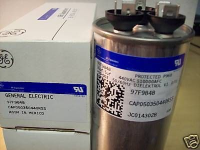 Goodman Capacitor 35/5 uf MFD 440 Volt CAP050350440RSS  