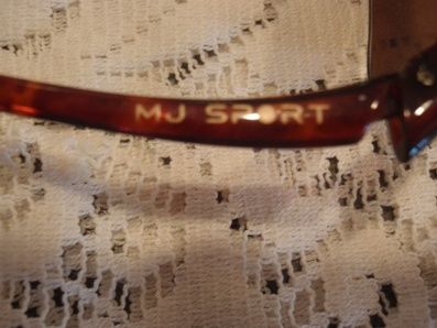 You are bidding on a pair of Maui Jim Sport MJ 408 10 Sunglasses 