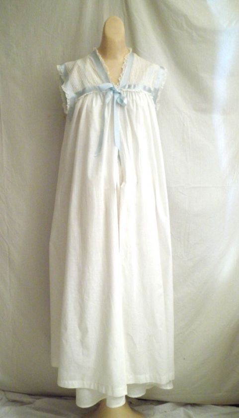 1950s Vintage Peignoir and Nightgown Set Lace and Ribbons Saks Fifth 