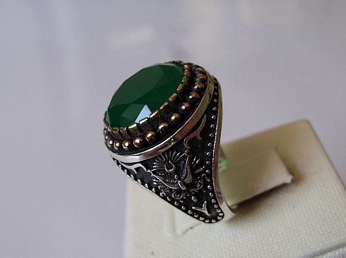 925 STERLING SILVER MENS EMERALD RING WITH OTTOMAN COAT OF ARMS 