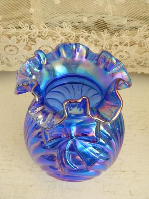   Gorgeous~Fenton Blue Carnival Glass Bow and Drape Vase~MINT  