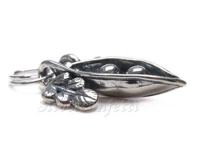 Sterling Silver LEAFY PEA POD 2 Peas in a Pod GARDEN Friendship CHARM 