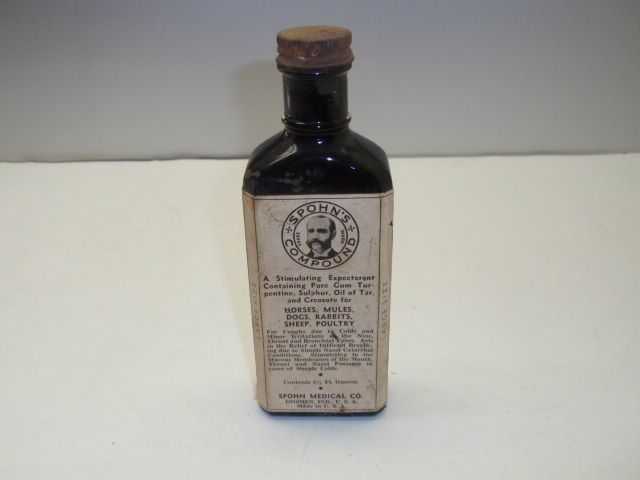   Compound Expectorant Animal Medicine Glass Bottle with Label Old